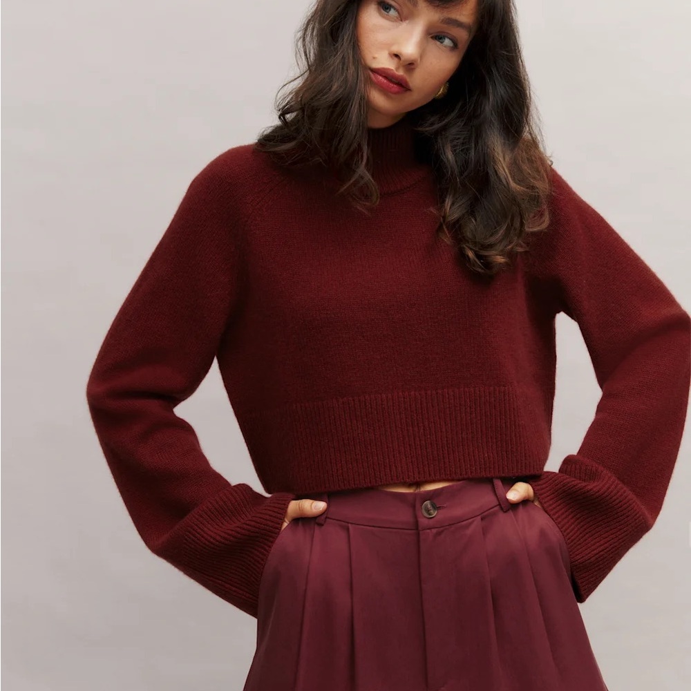 Like New Garrett Cashmere Cropped Turtleneck XS